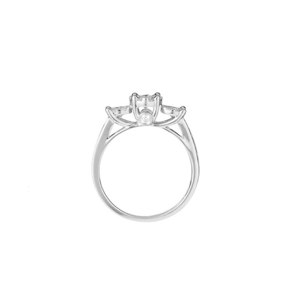 Diamond Ring in 18K White Gold