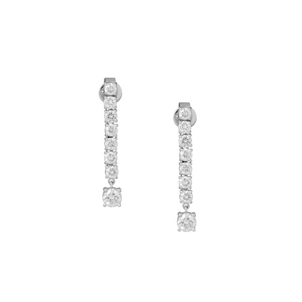 Diamond Earrings in 18K White Gold