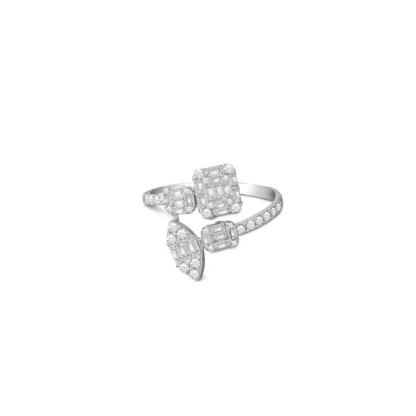 Diamond Ring in 18K White Gold