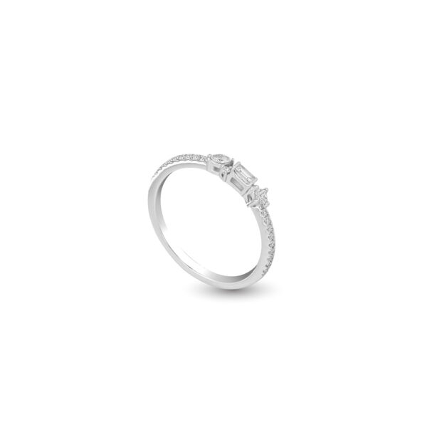 Diamond Ring in 14K White Gold