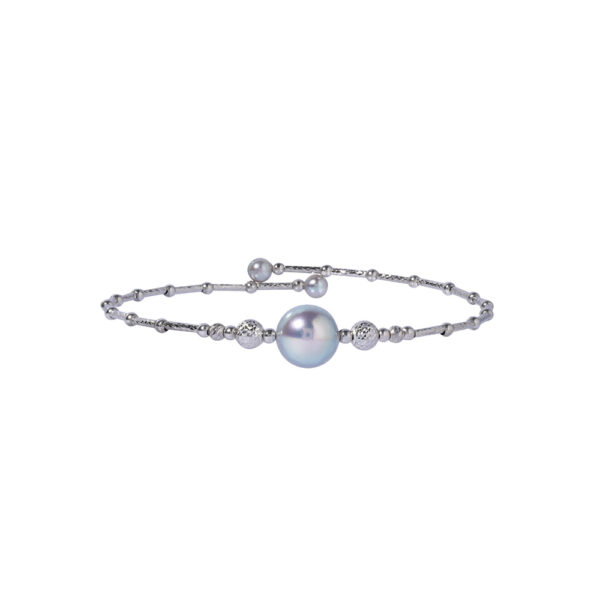 Akoya Pearl Bangle in 18K White Gold