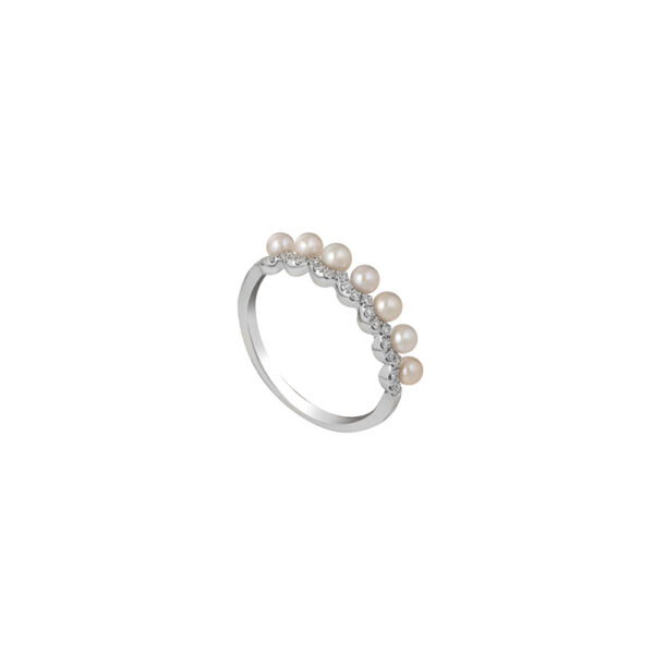 Pearl Ring in 18K White Gold