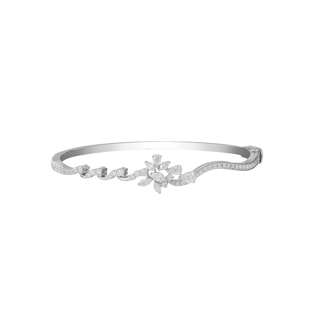 Diamond Bangle in 18K White Gold